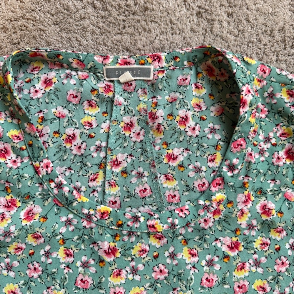 Pleione Womens Floral Sleeveless Blouse Green Pink Yellow Scoop Neck Top Medium - Picture 2 of 8